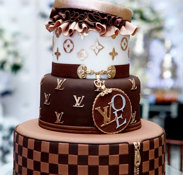 The Louis Vuitton cake for my LV - Noopur's Kitchen