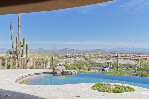 Luxury Homes in Scottsdale Arizona - INCREDIBLE PANORAMIC VIEWS photo-2