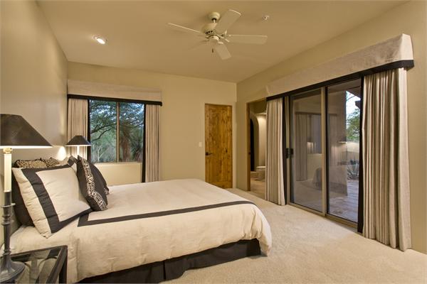 Luxury Homes in Scottsdale Arizona - SOUTHWEST LIFESTYLE AT TROON photo-15