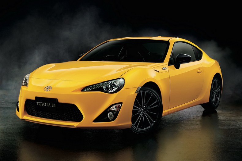 Japan Gets This Cool Toyota 86 Yellow Limited Edition photo 1