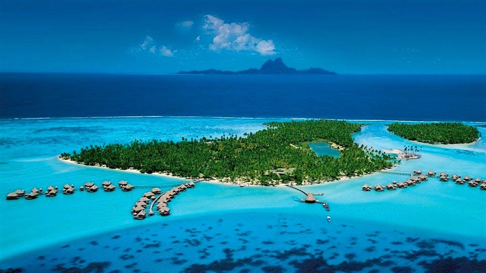 Le Taha'a Island Resort & Spa discover French Polynesia at this heavenly resort