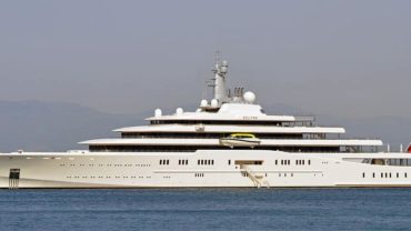 How Russian oligarchs seized the mega yacht industry