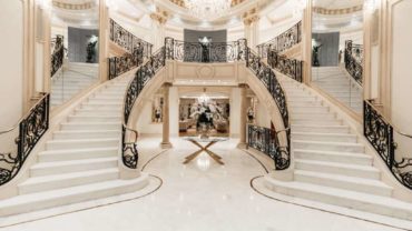 This huge mansion in Beverly Hills, California is currently on the market for $80 million