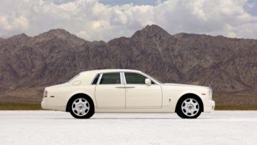 Rolls Royce Updated Phantom Saloon 2009