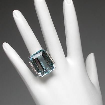 Luxury Natural Aquamarine & Diamond Cocktail Ring photo 4